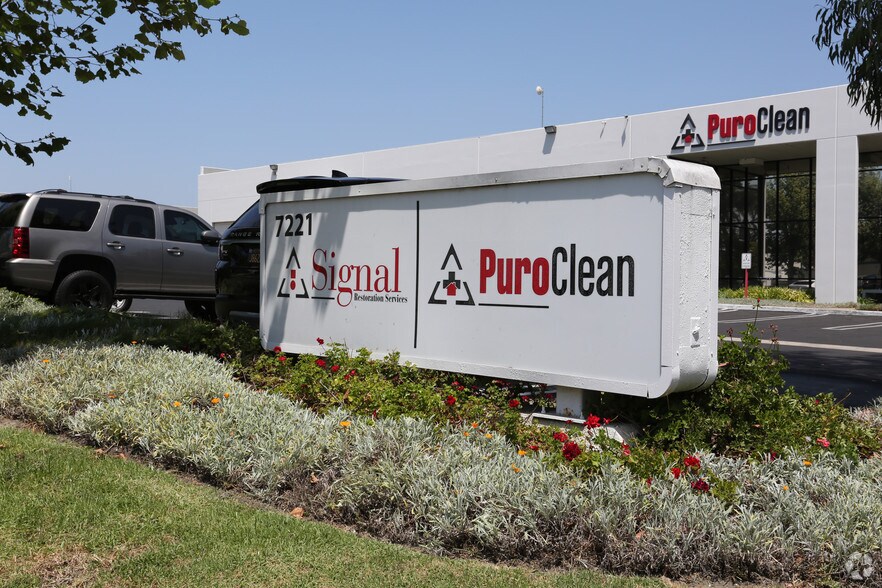 More Photos Of 7221 Orangewood Ave, Garden Grove Manufacturing For Lease