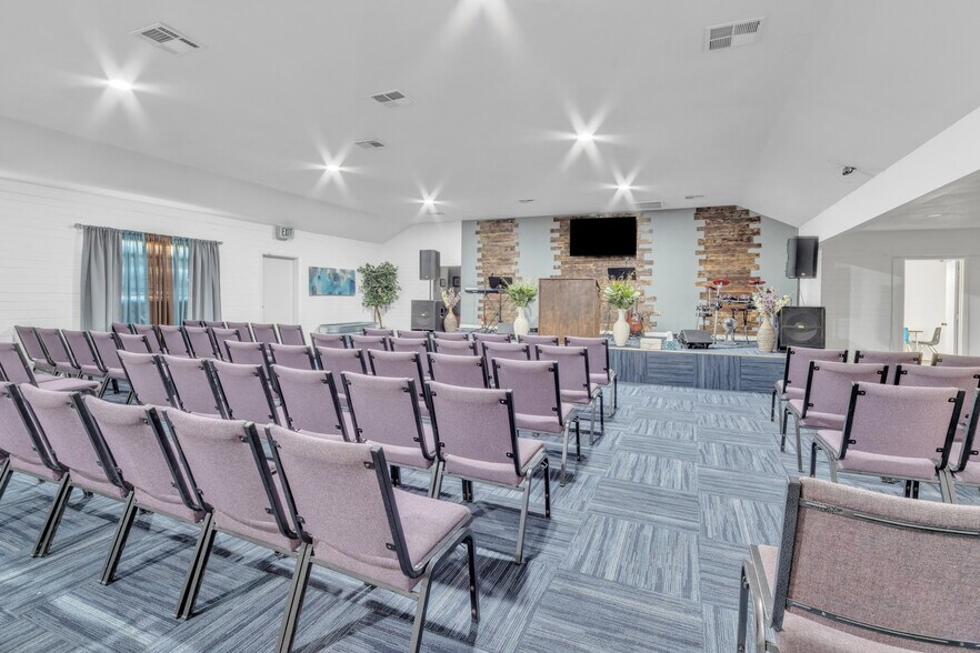 More Photos Of 507 Mahoney ave, Buckeye Religious Facility For Sale