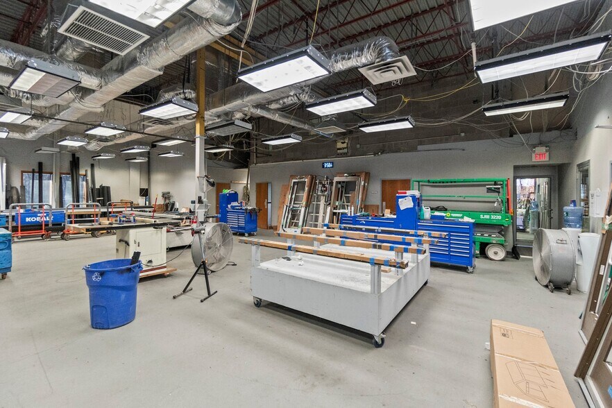 More Photos Of 6 Raritan Rd, Oakland Warehouse For Sale