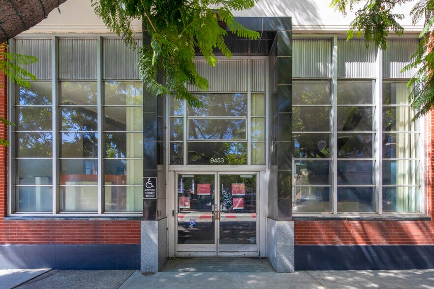 More Photos Of 9447-9453 Culver Blvd, Culver City Bank For Lease