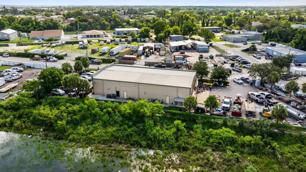 More Photos Of 17520 Rockefeller Cir, Fort Myers Warehouse For Sale