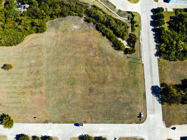More Photos Of 601 E Centre Park Blvd, DeSoto Land For Sale