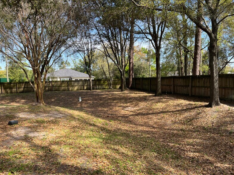 More Photos Of 8141 Ramona Blvd, Jacksonville Medical For Lease