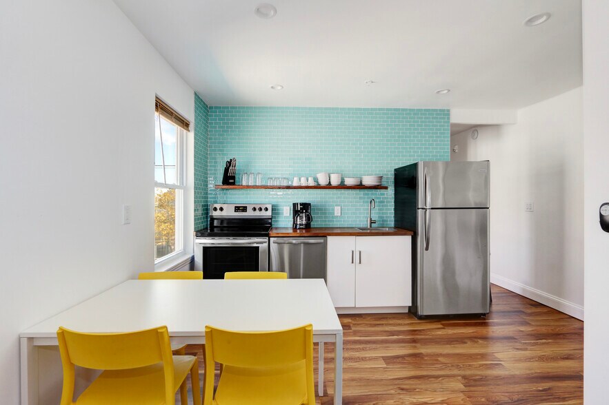 More Photos Of 5100 Atlantic Ave, Wildwood Hotel For Sale