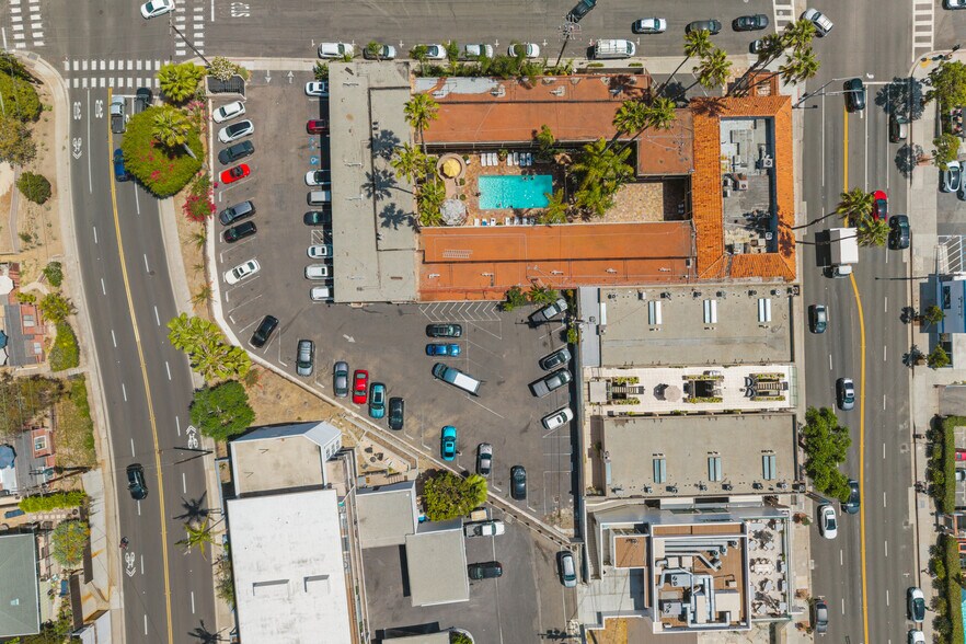 More Photos Of 690-696 S Coast Hwy, Laguna Beach, Laguna Beach Hotel For Sale