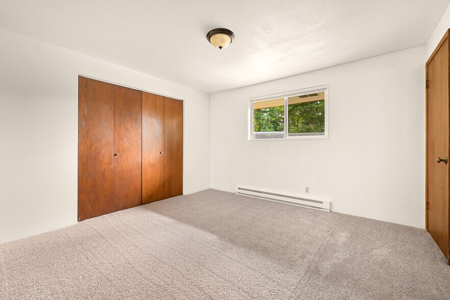 More Photos Of 3330 Northwest Ave, Bellingham Multifamily For Sale