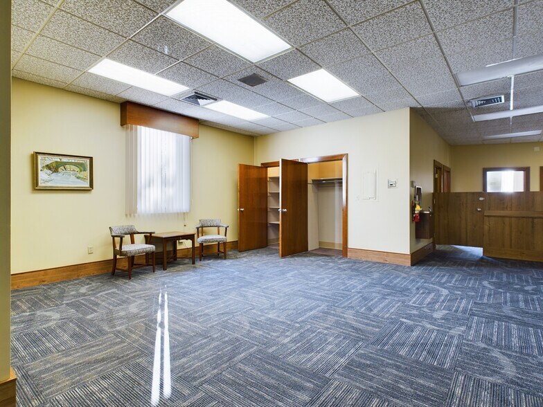 More Photos Of 101 E Elm St, Union City Bank For Sale