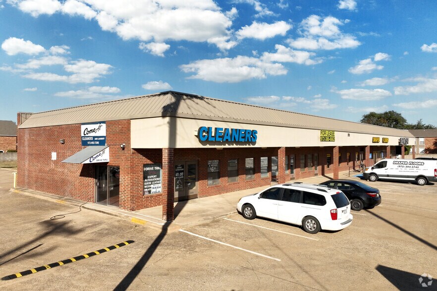More Photos Of 1711 E Frankford Rd, Carrollton General Retail For Lease