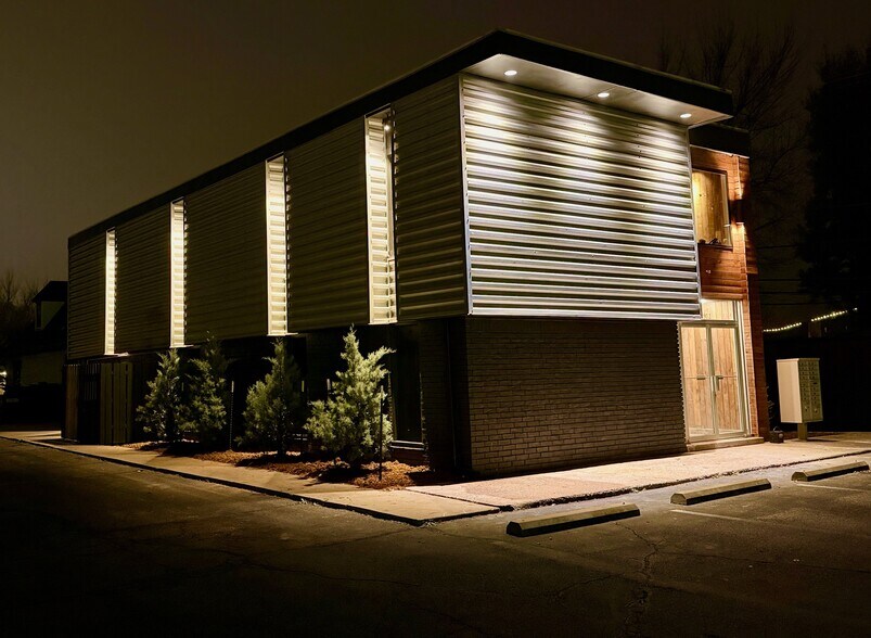 More Photos Of 2912 Lakeside Dr, Oklahoma City Office For Lease