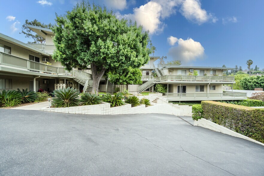 More Photos Of 1724 Meridian Ave, South Pasadena Apartments For Sale