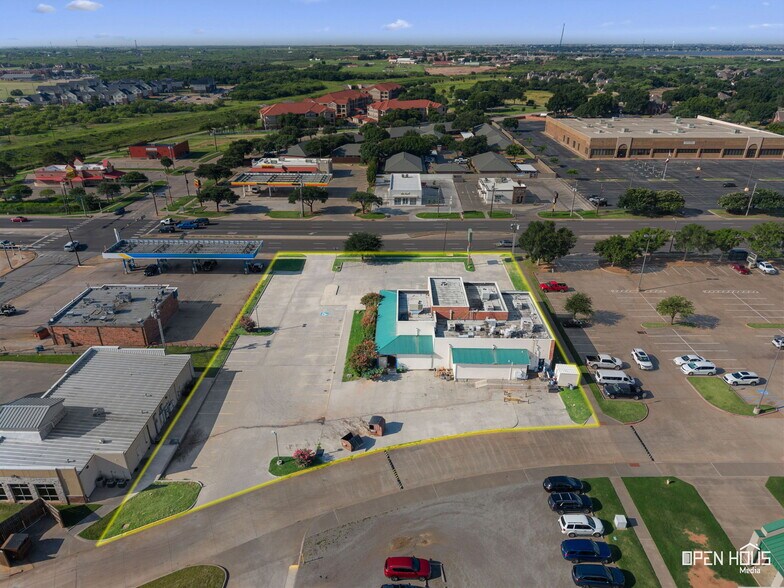 More Photos Of 2210 Southwest Pky, Wichita Falls Restaurant For Sale