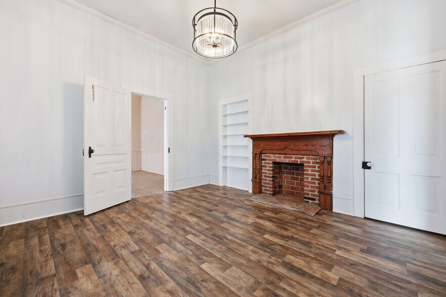 More Photos Of 206 Dowd St, Carthage Office For Sale