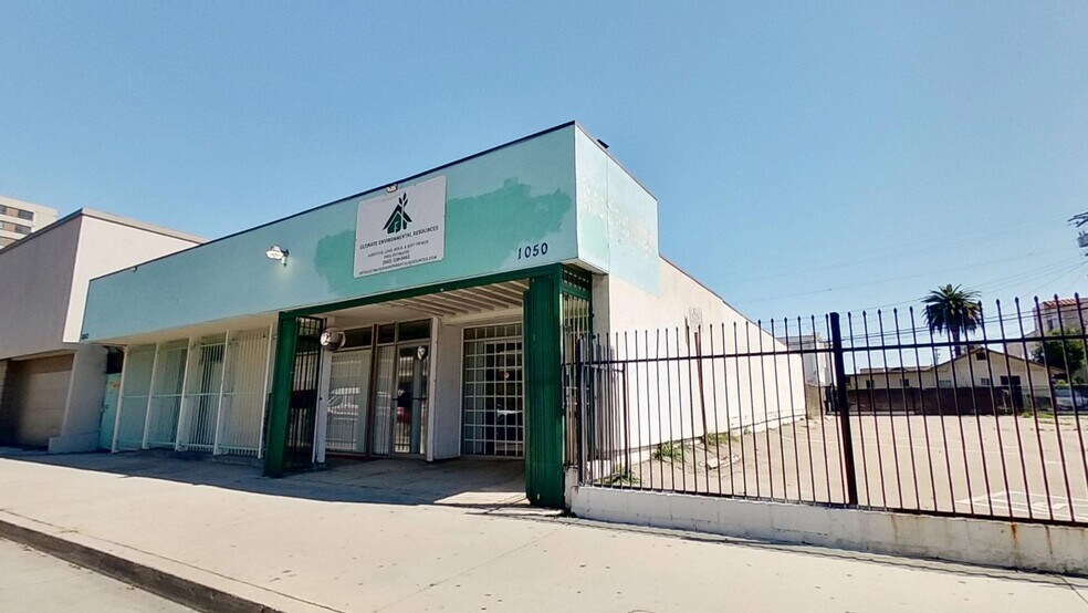 More Photos Of 1050-1052 Atlantic Ave, Long Beach Storefront For Lease