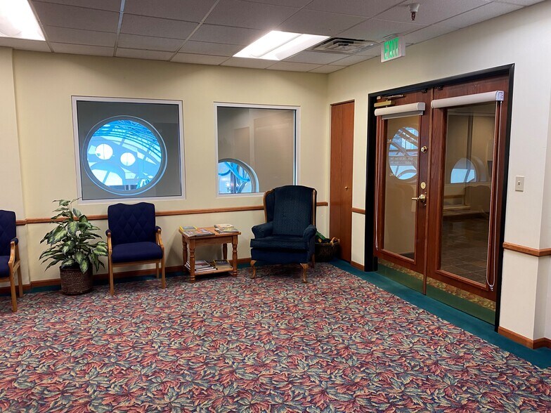 More Photos Of 123-147 N College Ave, Fort Collins Office For Sale