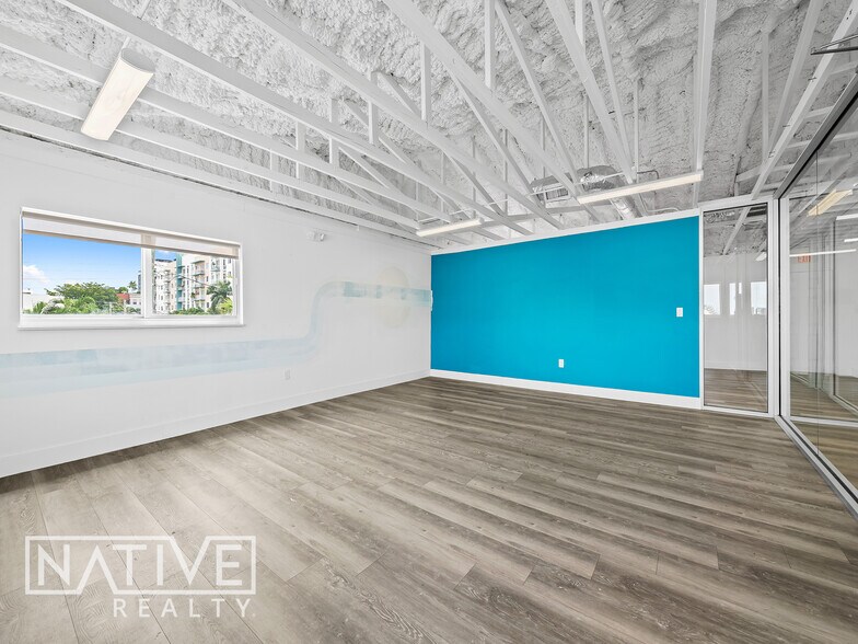 More Photos Of 702-704 NE 1st Ave, Fort Lauderdale Restaurant For Sale