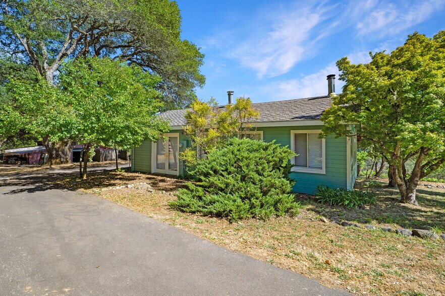 More Photos Of 20799 Highway 128, Yorkville Winery Vineyard For Sale
