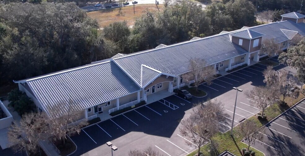 More Photos Of 737 Highway 466, Lady Lake Office For Sale