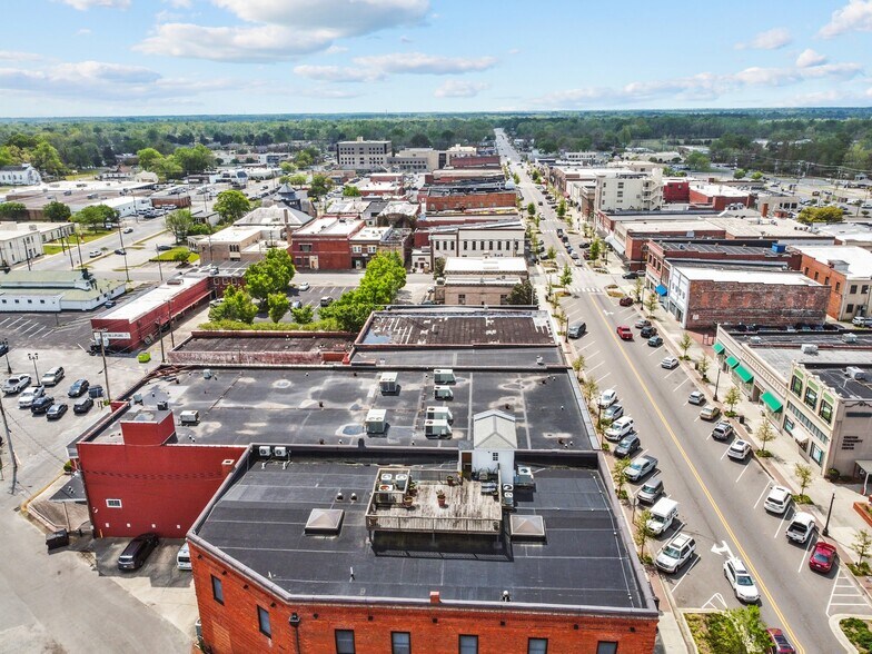 More Photos Of 327 N Queen St, Kinston Office For Lease