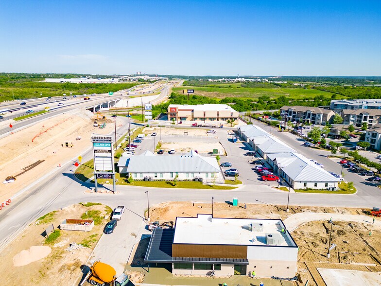 More Photos Of 7323 N Loop 1604 E, San Antonio Office For Sale