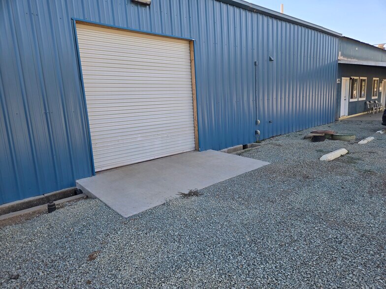 More Photos Of 3474 Toyon Cir, Valley Springs Warehouse For Lease