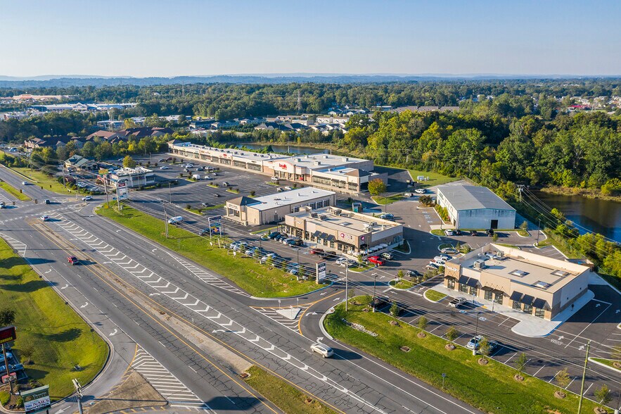More Photos Of 2711-2717 Battlefield Pky, Fort Oglethorpe Unknown For Lease