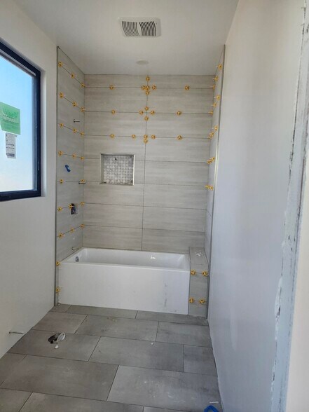 More Photos Of 438-440 N Oak Ave, Pasadena Apartments For Sale
