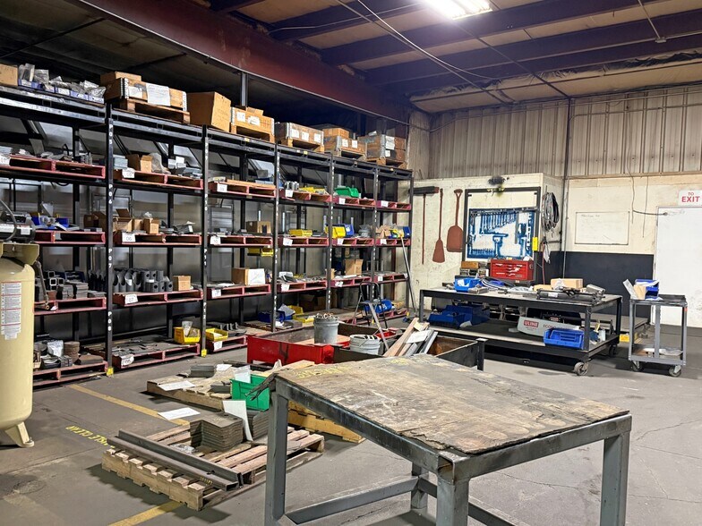 More Photos Of 2120 4th Ave, Holdrege Industrial For Sale