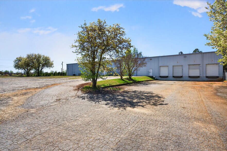 More Photos Of 1095 Southport Rd, Spartanburg Manufacturing For Lease