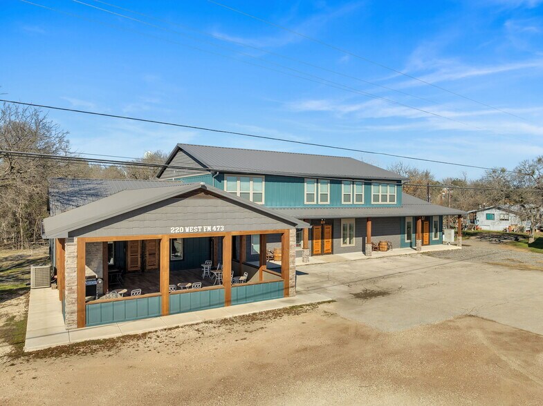 More Photos Of 220 W FM 473, Comfort Storefront Retail Office For Lease