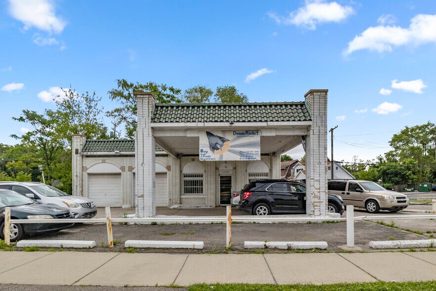 More Photos Of 14760 Gratiot Ave, Detroit Specialty For Sale