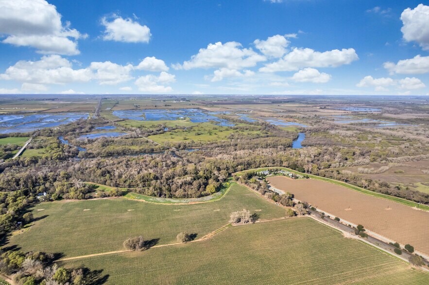 More Photos Of 9503 Barber Rd, Galt Land For Sale