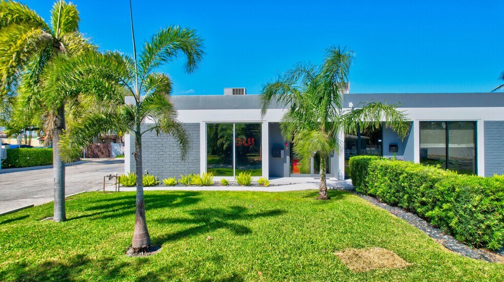 More Photos Of 705 Bond Way, Delray Beach Showroom For Sale