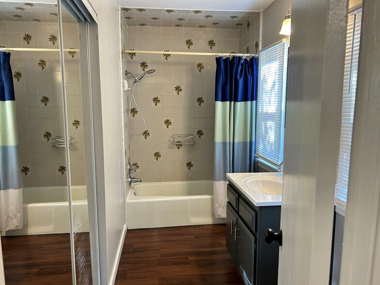 More Photos Of 1005 Lincoln Ave, San Diego Multifamily For Sale