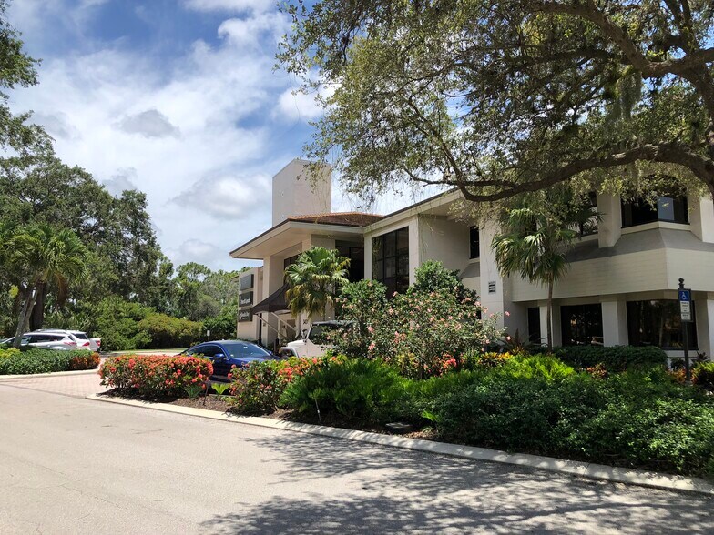 More Photos Of 3451 Bonita Bay Blvd, Bonita Springs Office Residential For Lease