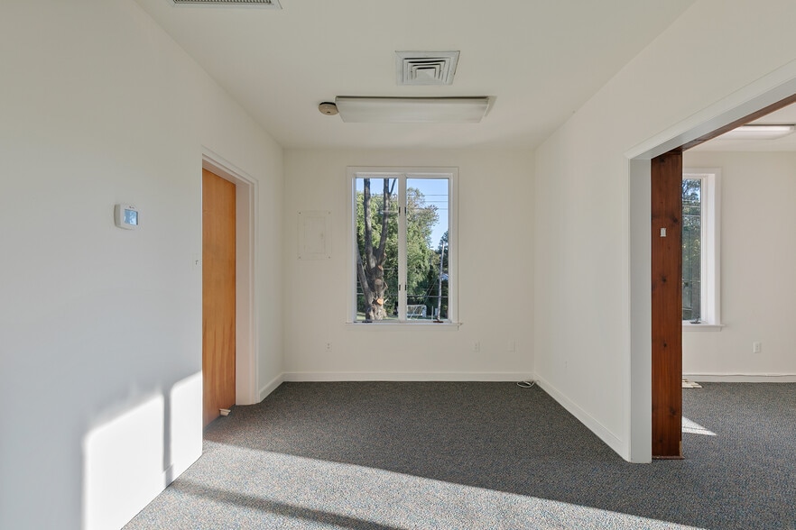 More Photos Of 8417 Patterson Ave, Richmond Office For Lease