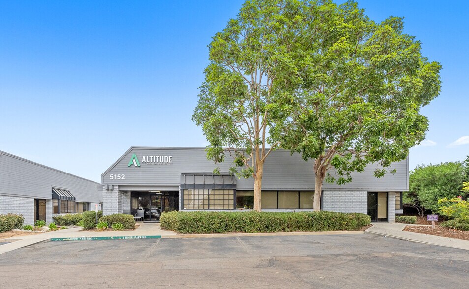More Photos Of 5152 Avenida Encinas, Carlsbad Office For Sale