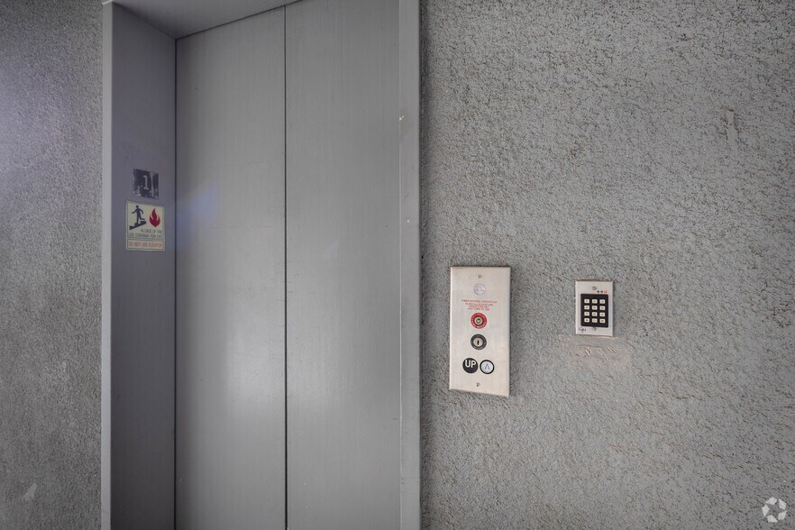 More Photos Of 18952 MacArthur Blvd, Irvine Office For Sale