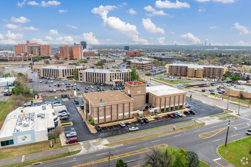 More Photos Of 5700 N Portland Ave, Oklahoma City Medical For Sale
