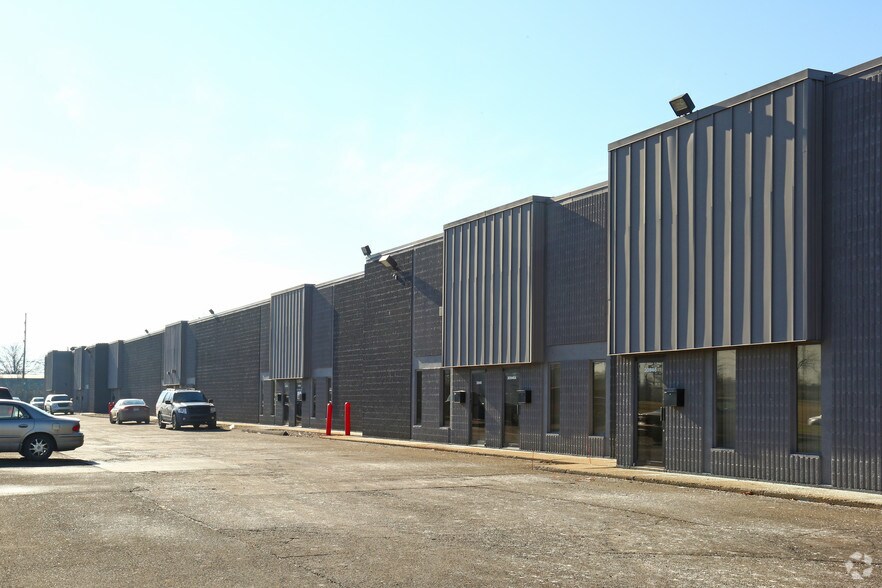 More Photos Of 30932-30976 Industrial Dr, Livonia Warehouse For Lease