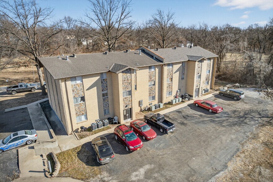 More Photos Of 746 N 63rd St, Kansas City Multifamily For Sale