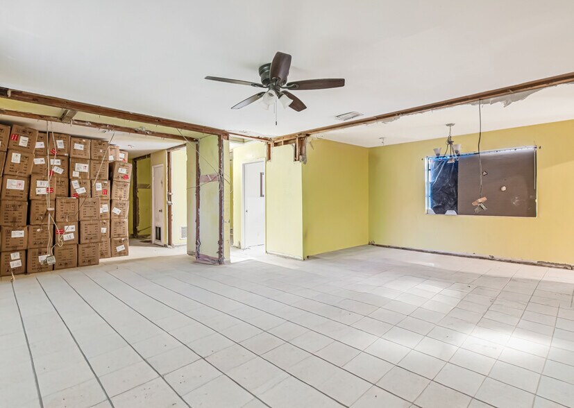 More Photos Of 3565 S Jog Rd, Greenacres Office For Sale