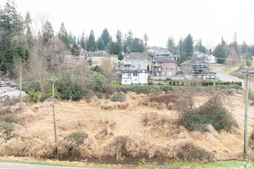 More Photos Of 12040 102, Surrey Land For Lease