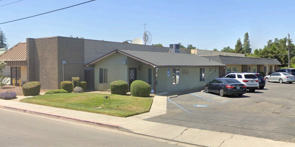 More Photos Of 340-350 W Caldwell Ave, Visalia Office For Lease