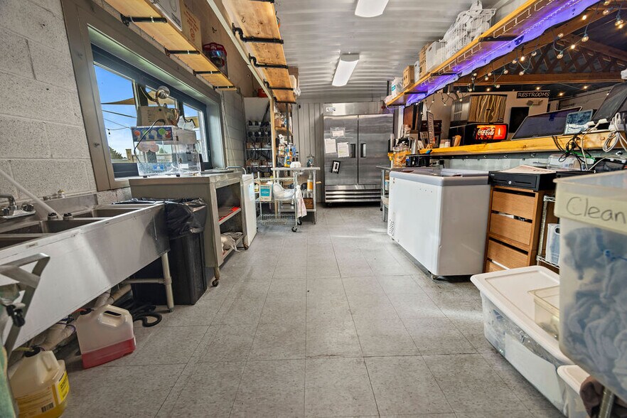 More Photos Of 1589 W Victory Way, Craig Flex For Sale