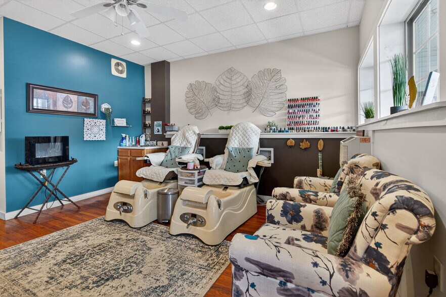 More Photos Of 2353 State Highway 80, West Burlington Freestanding For Sale