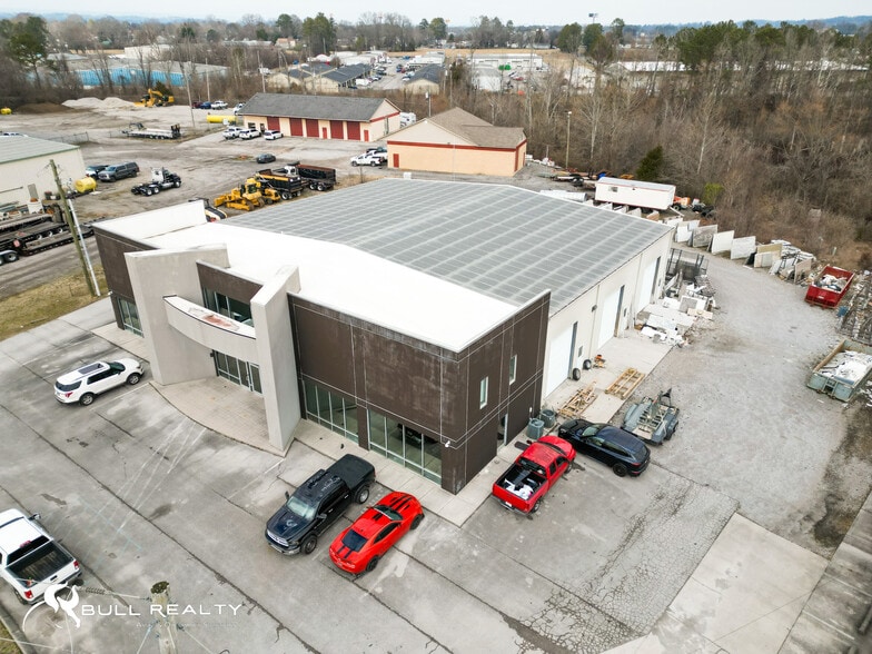 More Photos Of 155 Hunt Dr, Rossville Warehouse For Sale