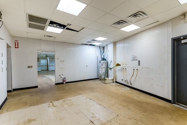 More Photos Of 2044 S Cooper St, Jackson Showroom For Sale