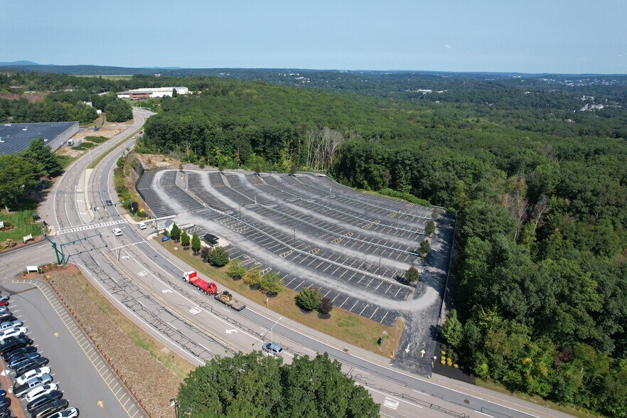 More Photos Of 140 Goddard Memorial Drive, Worcester Warehouse For Lease