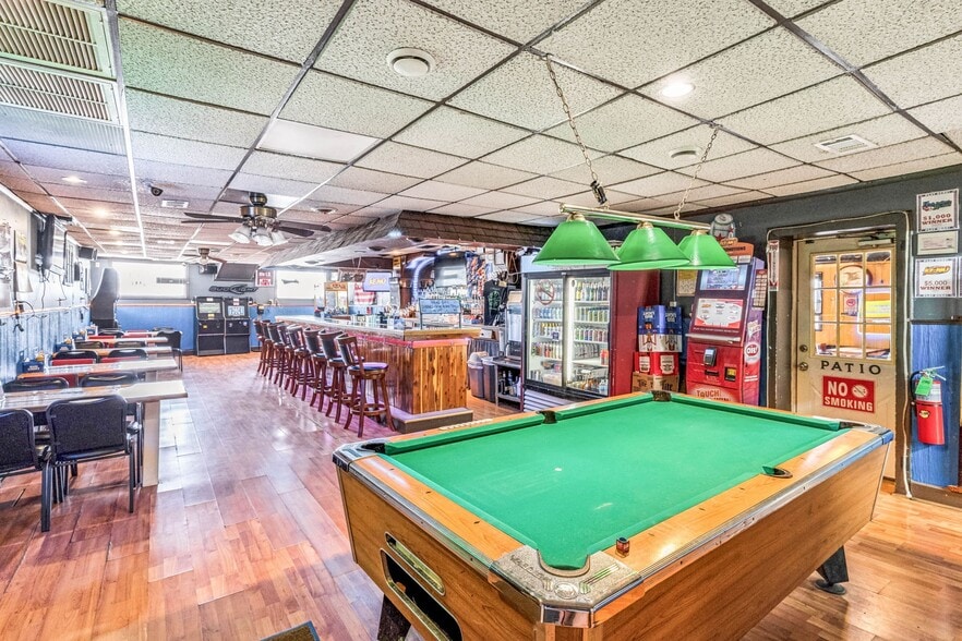 More Photos Of 297 N Main St, Dunkirk Bar For Sale