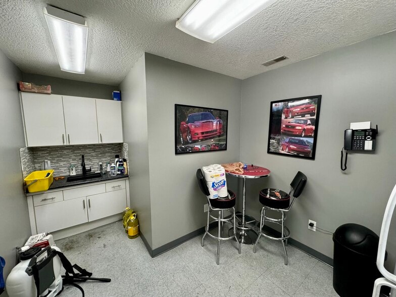 More Photos Of 840 E Highway 193, Layton General Retail For Sale